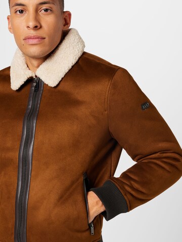 DKNY - Chaqueta de entretiempo en marrón