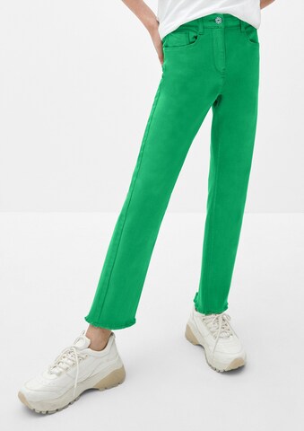 s.Oliver Regular Jeans in Groen: voorkant