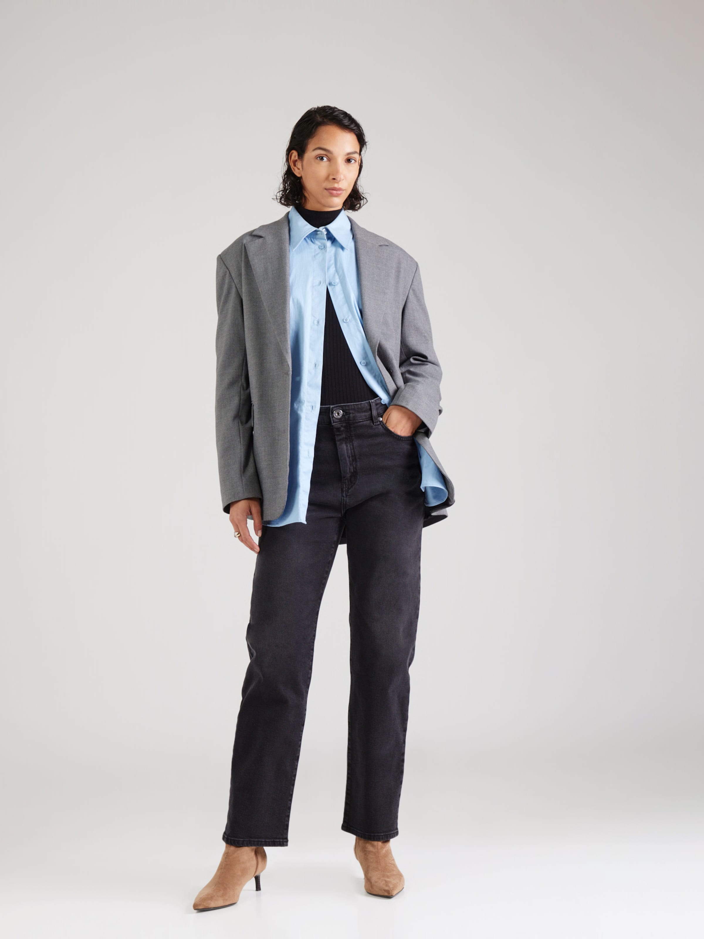 Weekend Max Mara Regular Jeans 'CINESE' in Dark Grey | ABOUT YOU