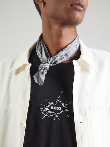 BOSS - Camiseta 'Voyage' en negro