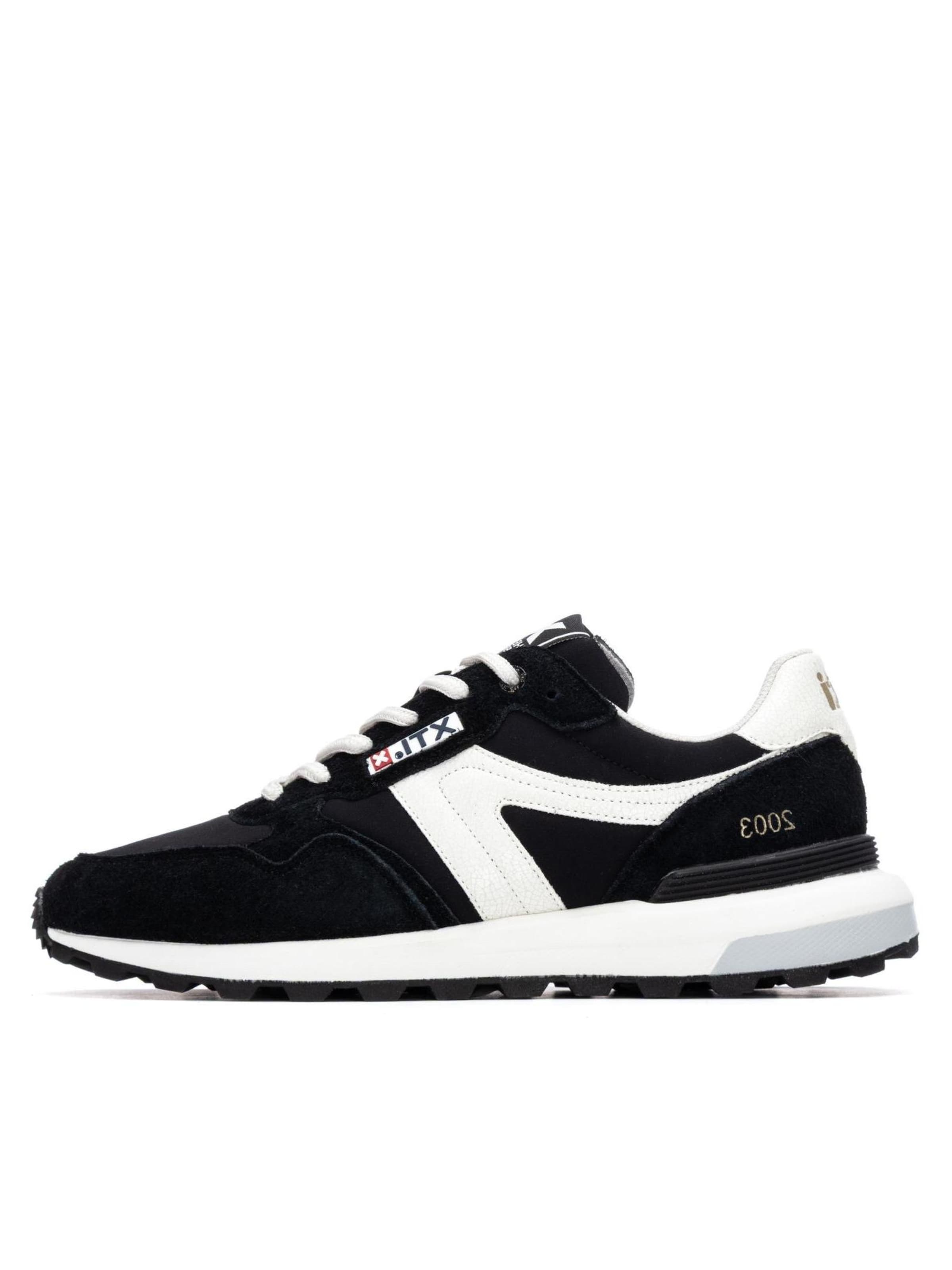 Xti - Calzado deportivo en negro: frente