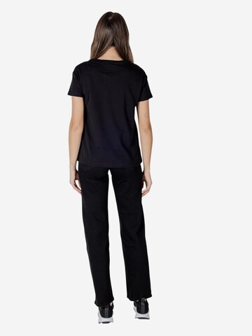 Tricou de la ARMANI EXCHANGE pe negru