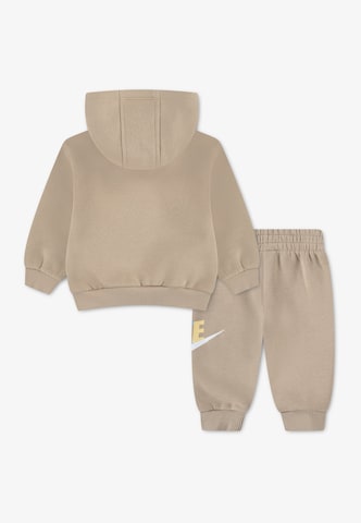 Nike Sportswear Joggingdragt 'CLUB' i beige