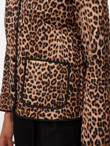 Geacă de primăvară-toamnă 'Clara' de la VERO MODA pe maro