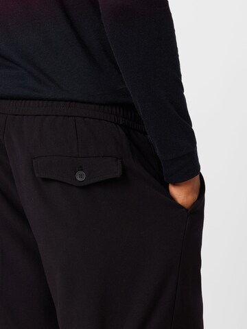 WEEKDAY Loose fit Pleat-Front Pants 'Jacob' in Black