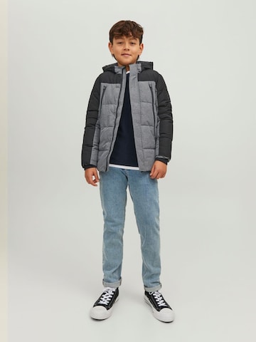 Jack & Jones Junior Zimní bunda 'FRIDAY' – šedá