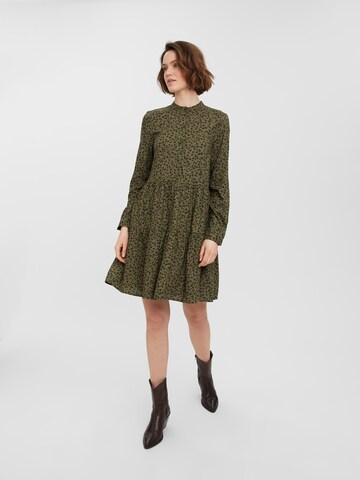 VERO MODA Košilové šaty 'Simone' – zelená