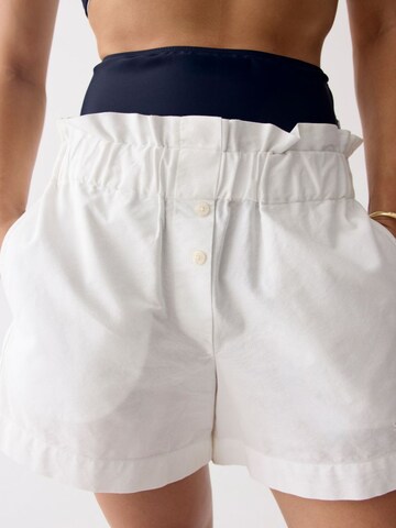 SEABASS Regular Broek 'Women Resort Shorts Soleil' in Wit