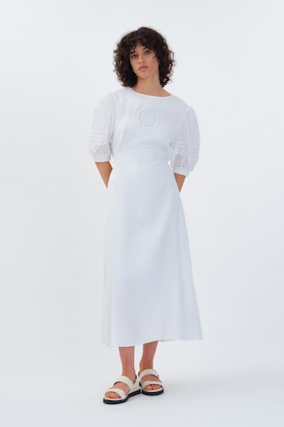 Aligne Dress in White: front