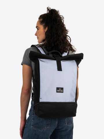 Johnny Urban Backpack 'Allen Medium' in Black