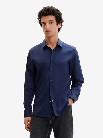 Coupe regular Chemise 'Armand' Desigual en bleu : devant