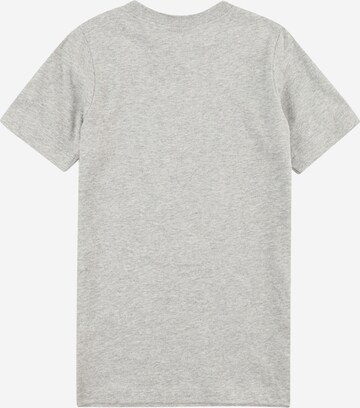 Nike Sportswear T-Shirt 'REPEAT' in Grau