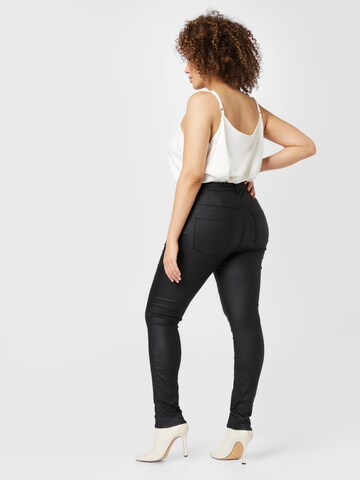 Coupe slim Pantalon 'ROYAL' ONLY Carmakoma en noir