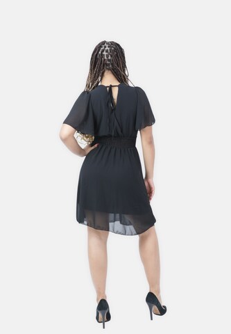 Elara Kleid in Schwarz