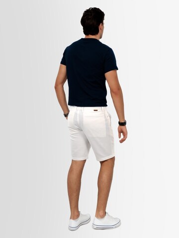 Regular Pantalon 'B799 ' INDICODE en blanc