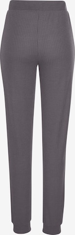 s.Oliver Широка кройка Панталон пижама в сиво