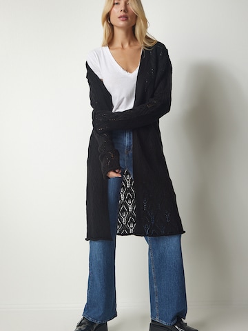 Happiness İstanbul Stickad kappa i svart