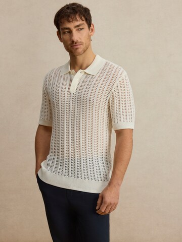 DAN FOX APPAREL Тениска 'Jean' в бяло: отпред