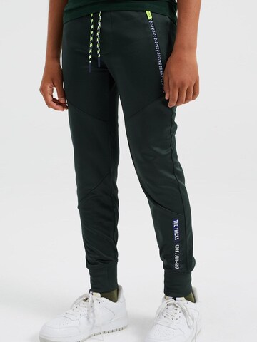 WE Fashion Tapered Trousers in Black: front