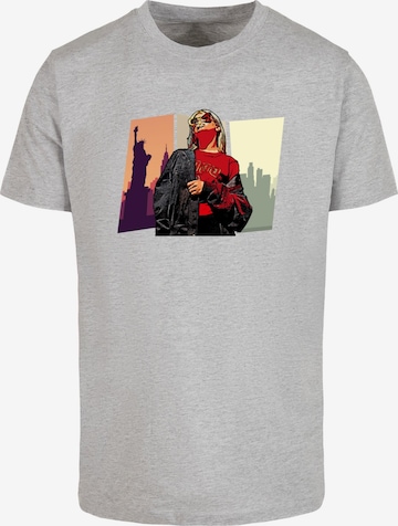 Merchcode T-Shirt 'Grand Red Girl' in Grau: predná strana