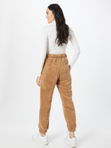 PIECES Tapered Pants 'Carli' in Brown