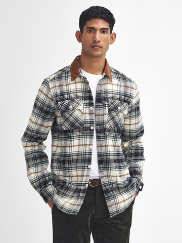 Barbour Regularny krój Koszula 'Nevis' w kolorze beżowy: przód