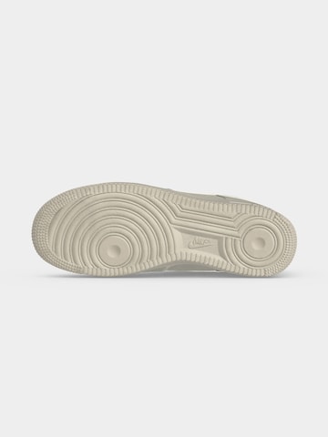 Baskets basses 'Air Force 1 '07' Nike Sportswear en beige