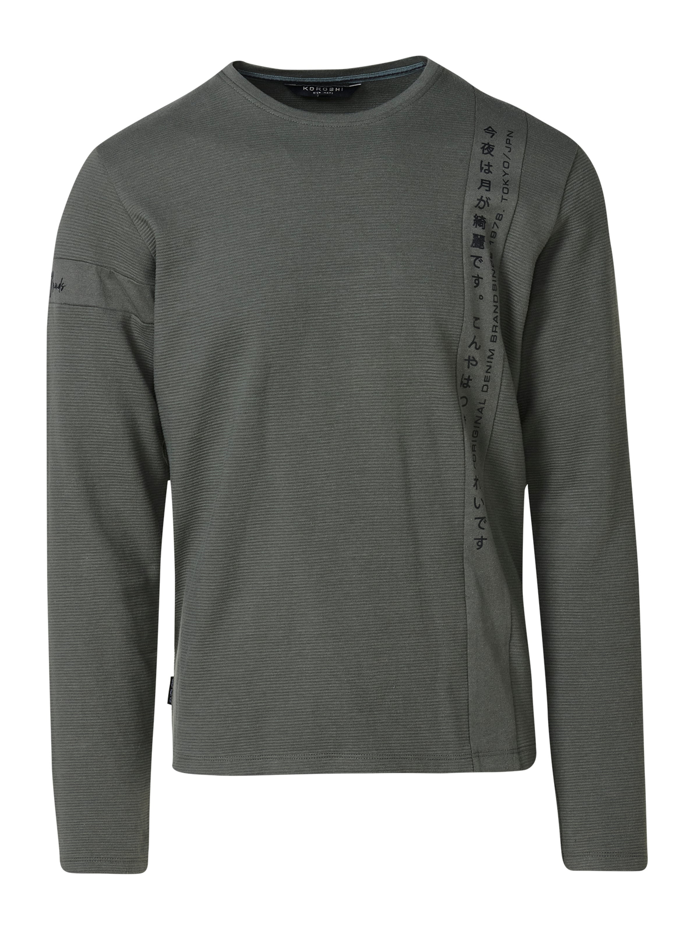 Tricou de la KOROSHI pe verde: față