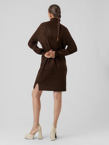 Robes en maille 'FILENE' VERO MODA en marron