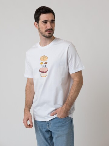 Bavarian Caps Shirt 'Bavarian Burger' in White: front