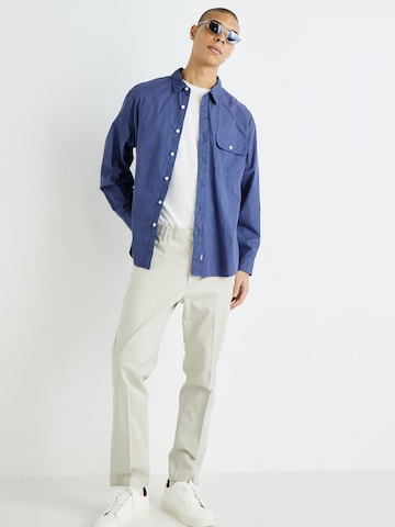 Dockers Slim fit Trousers with creases 'STAIN' in White