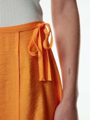 EDITED Skirt 'Grazia' in Orange