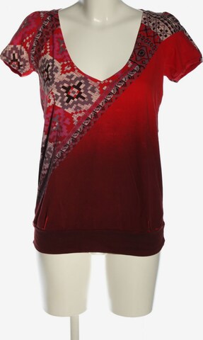 Custo Barcelona T-Shirt in M in Red: front