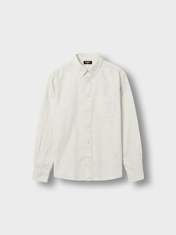 Burocs Regular fit Button Up Shirt in White: front