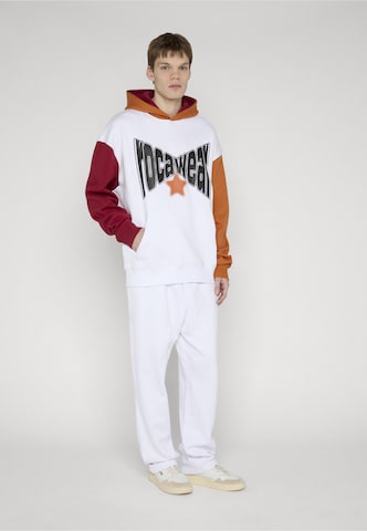 Sweat-shirt ROCAWEAR en blanc