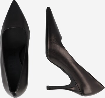 FURLA Pumps 'CODE DECOLLETE' i svart