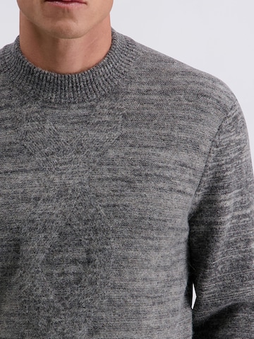 PIERRE CARDIN Trui in Grijs