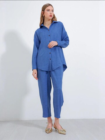 Bigdart Pantsuit in Blue: front