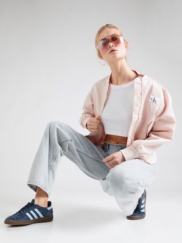 Calvin Klein Jeans Kevad-sügisjope, värv roosa