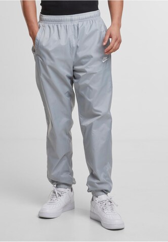 Nike Sportswear Tracksuit 'Club LND' in Grey: front