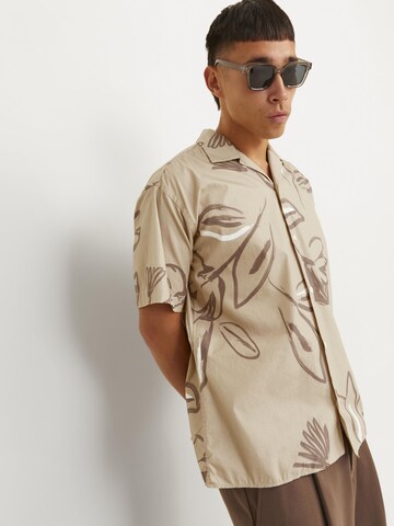 JACK & JONES Comfort Fit Hemd 'Palma Resort' in Beige