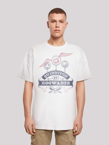 F4NT4STIC Shirt 'Harry Potter Quidditch At Hogwarts' in Weiß: Vorderseite