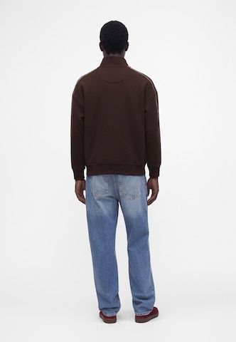 Carlo Colucci Sweatshirt i brun
