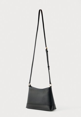MICHAEL Michael Kors Skuldertaske 'Andie' i sort