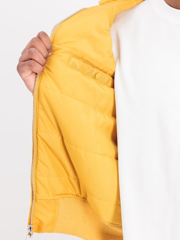 ALPHA INDUSTRIES Between-season jacket 'Ma-1 Zh' in Yellow: side