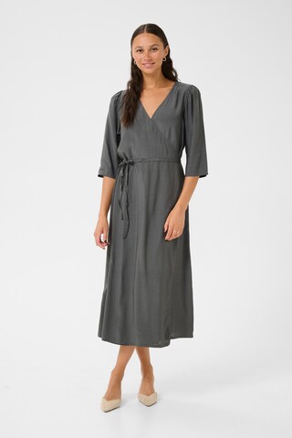 Robe Kaffe en gris : devant