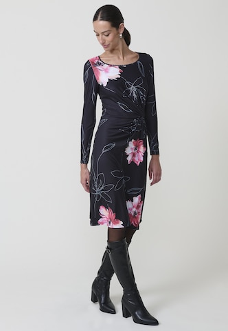 KOROSHI Jurk in Zwart