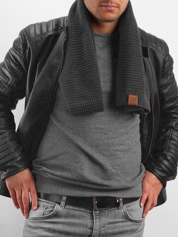 Manufaktur13 Scarf 'Rough' in Grey