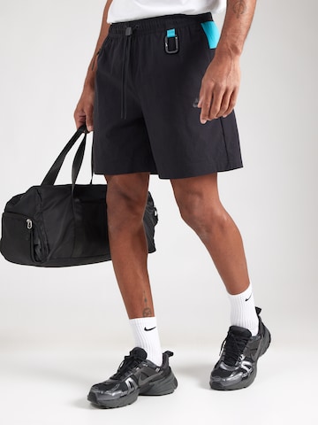 Nike Sportswear Обычный Штаны в Черный: спереди