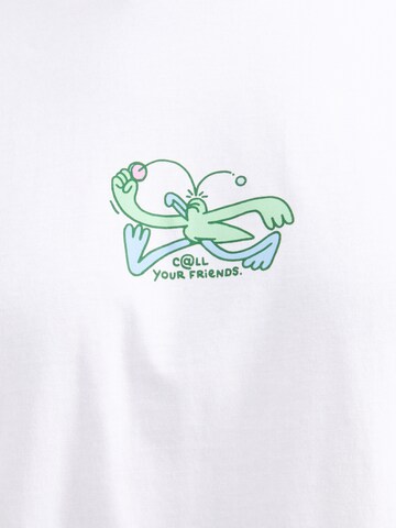 Cleptomanicx T-Shirt 'C@ll' in Weiß